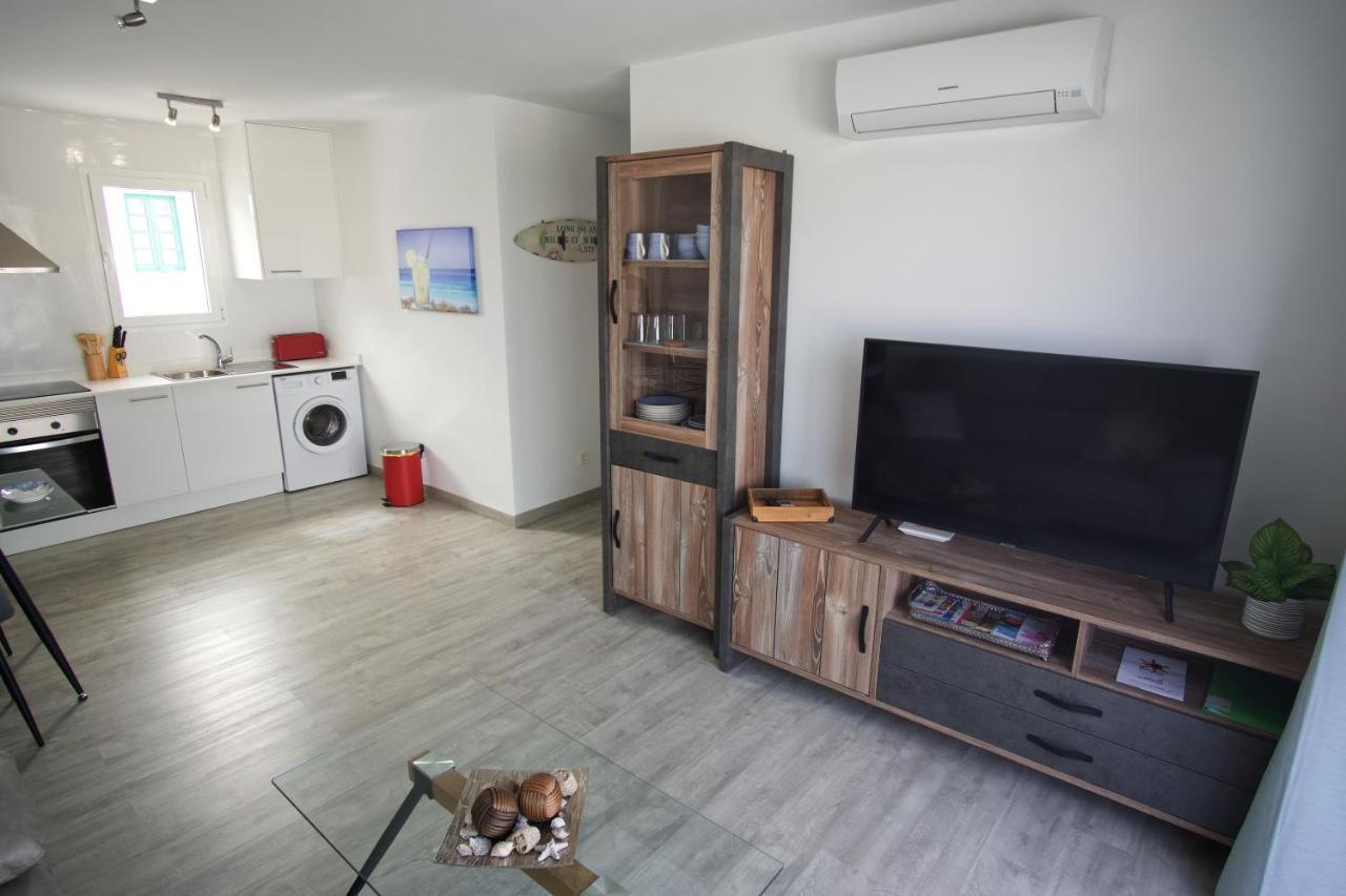 Apartment Cucharas Beach - Pool - Beach 2 Min - Free Ac & Wifi Costa Teguise Exterior foto